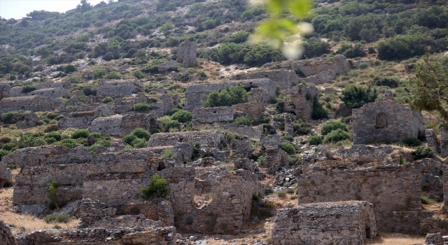 Mersin’deki Anemurium Antik Kenti’nde kazı ve restorasyon sürüyor