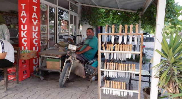 Toprakkale'de Ekmek fiyatına bıçak biliyor