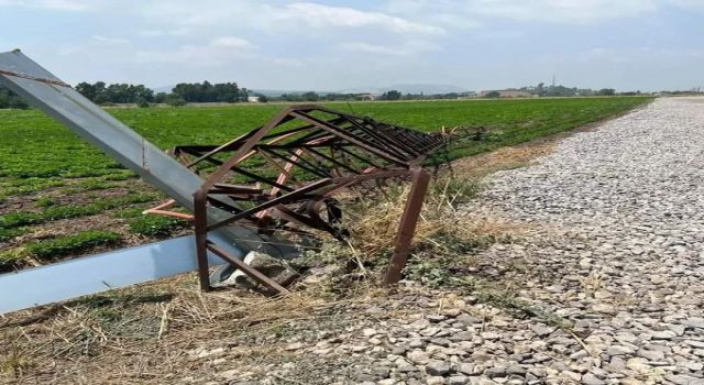 Elektrik direği devrildi, O ilçede su kesintisi yaşanacak