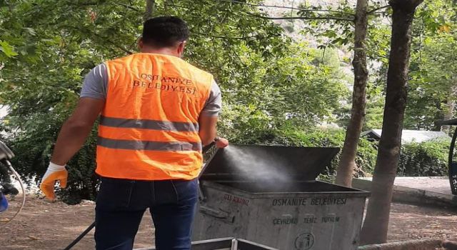 Osmaniye Belediyesi'nden Sivrisinek ve Karasinek Mücadelesi