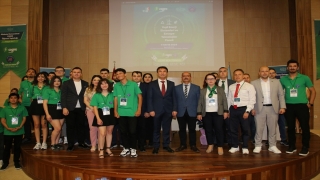 Antalya’da ”Yeşil Enerji Sistemleri ve Entegre Teknolojiler” paneli düzenlendi