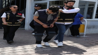 Antalya’da bir kişinin silahla öldürülmesiyle ilgili gözaltına alınan 3 kişi adliyede