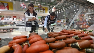 Antalya’da Kurban Bayramı öncesi ”etiket ve haksız fiyat artışı”na yönelik denetim yapıldı