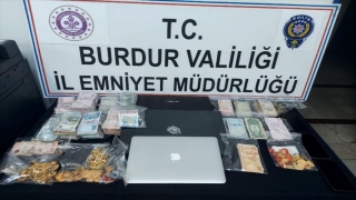 Bitlis’te dolandırıcılık olayına karışan 3 zanlı Burdur’da yakalandı