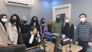 Ak Parti Kadın Kollarından Radyo 80’e “Dünya Radyo Günü” ziyareti