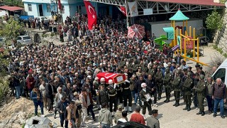 Hatay’da trafik kazasında ölen uzman çavuşun cenazesi defnedildi