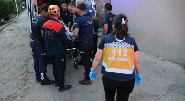 Antalya’da falezlerden düşen genç kız yaralandı