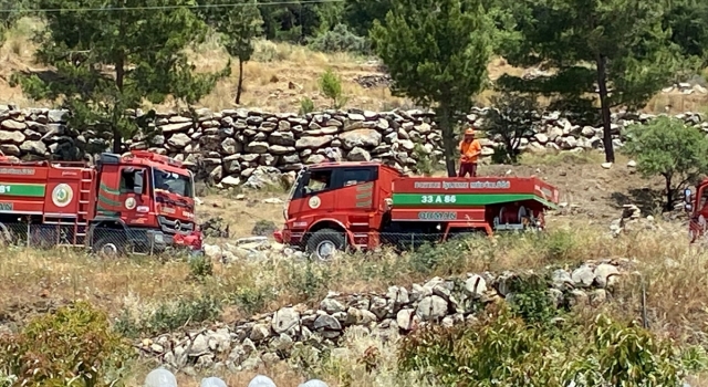 Bozyazı’da otluk alanda çıkan yangın söndürüldü