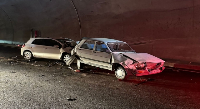 Kahramanmaraş’ta tünelde yaşanan zincirleme kazada 5 kişi yaralandı