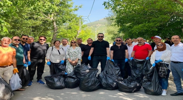 Isparta’da çevre temizliği etkinliği yapıldı