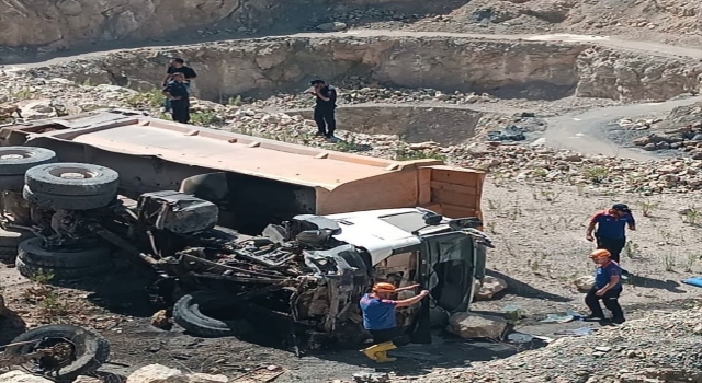 Osmaniye’de uçurumdan yuvarlanan kamyonun şoförü öldü