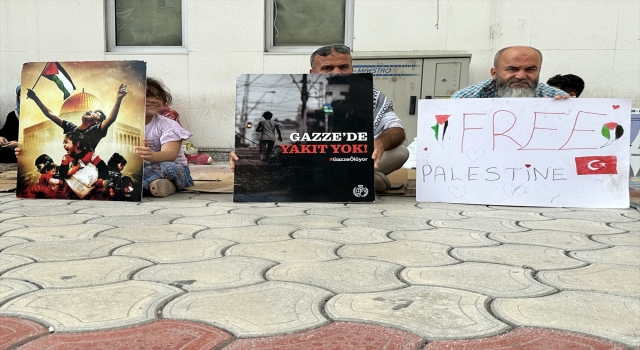 Hatay’da Gazze’ye destek için oturma eylemi düzenlendi