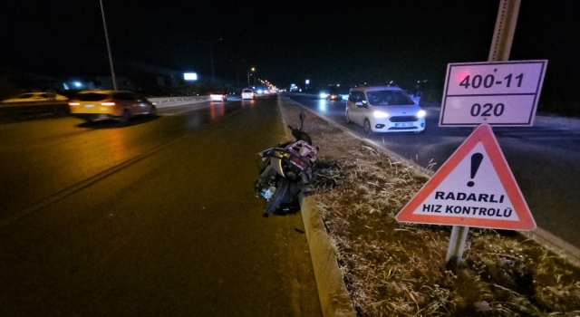 Antalya’da otomobille çarpışan motosikletin sürücüsü öldü