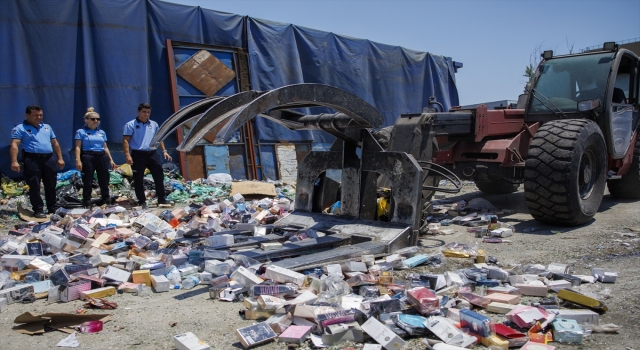 Antalya’da ele geçirilen 5 bin 807 sahte parfüm imha edildi