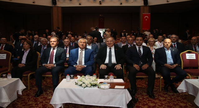 Adana’da CHP’nin ”Orman Yangınları ve Çevre Felaketleri Toplantısı” yapıldı