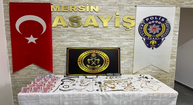 Mersin’de görev yaptığı apartmandaki daireden ziynet eşyası çalan şüpheli tutuklandı