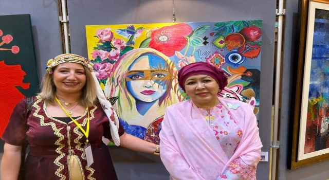 Antalyalı ressam Nurcan Şimşek’in eserleri Malezya’da sergilendi