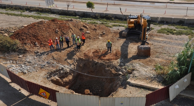 Mersin’de altyapı çalışmalarında doğal gaz borusu patladı