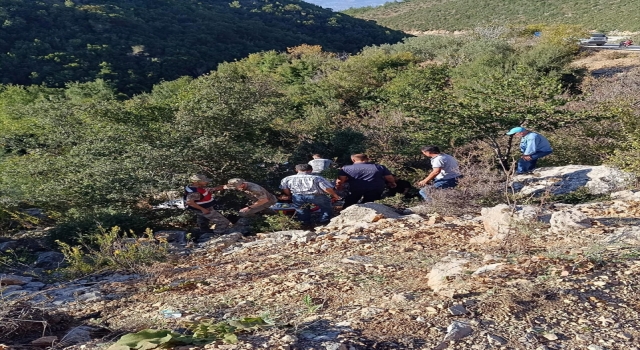 Hatay’da uçuruma devrilen patpattaki 1 kişi öldü, 9 kişi yaralandı