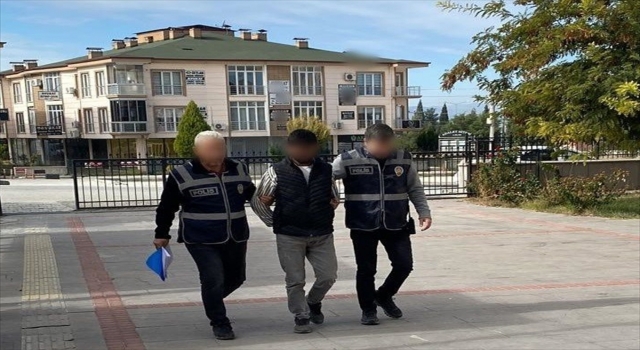 Burdur’da park halindeki otomobili çaldığı iddia edilen zanlı tutuklandı