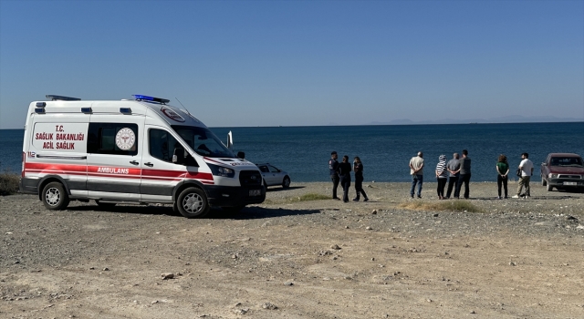 Hatay’da denizde mahsur kalan 2 balıkçı kurtarıldı