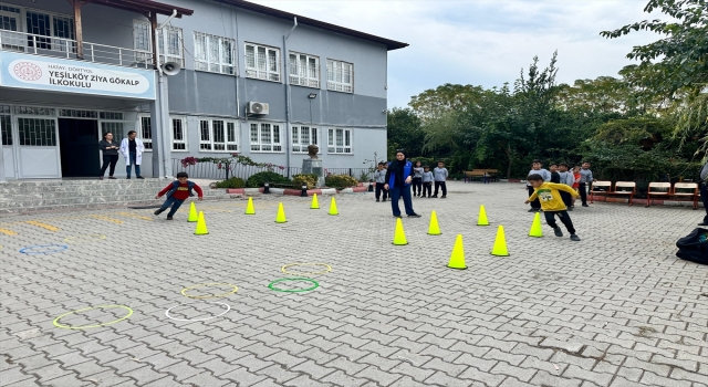 Dörtyol’da Gençlik Merkezi üyeleri öğrencilerle bir araya geldi