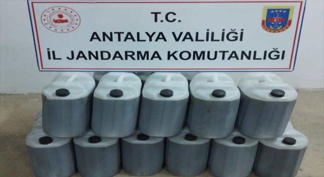 Antalya’da 6 bin litre sahte zeytinyağı ele geçirildi