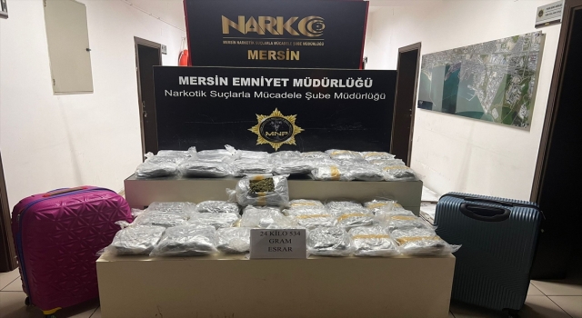 Mersin ve Adana’daki uyuşturucu operasyonlarında 33 kilogram esrar ele geçirildi