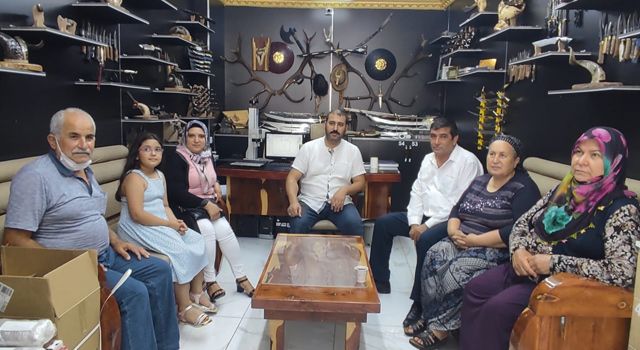 Şehit ailelerine, kurban bıçağı hediye edildi
