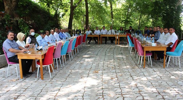 Gaziantep Vali Yardımcısı olan Almalı’ya veda yemeği
