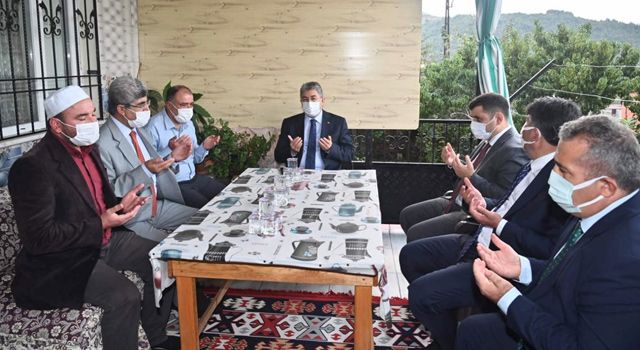 Vali Yılmaz’dan şehit ailesine ziyaret