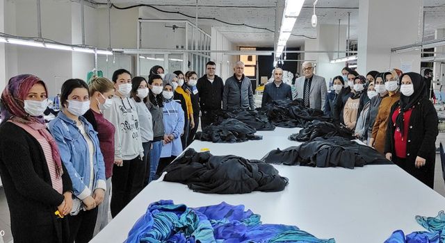27 kişi Giyim sektöründe işe başlatıldı