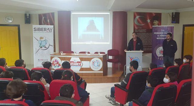 ‘Siber zorbalık ile teknoloji bağımlılığı’ semineri