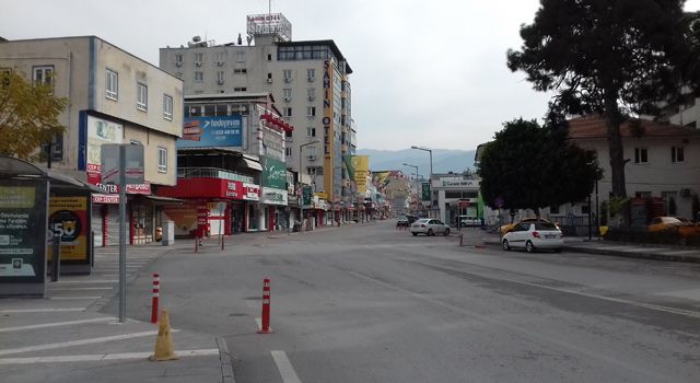 Ramazan’da caddeler, Pandemi yasakları gibi