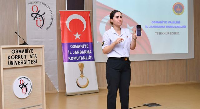 Jandarma, üniversite öğrencilerine KADES Uygulamasını tanıttı