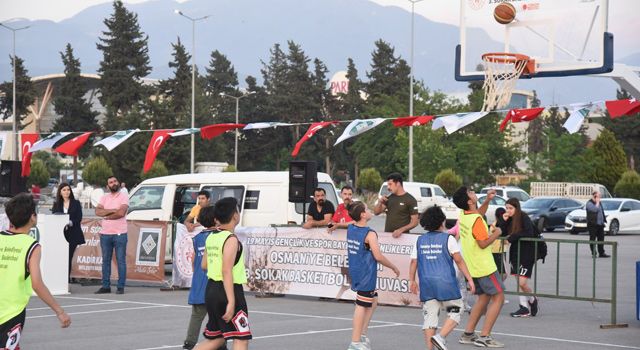 Osmaniye’de sokak Basketbol turnuvası yapıldı