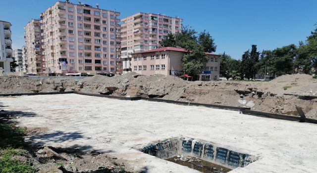 Atatürk Ortaokulu inşaatını neden tamamlanmıyor?