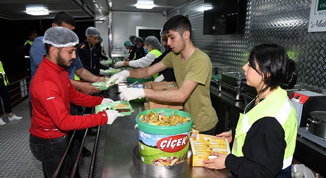 İftar çadırında “Kadir Gecesi” programı düzenlendi