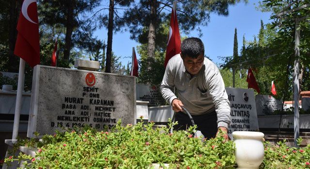 Osmaniye Asri Mezarlıkta Kurban Bayramı Çalışması