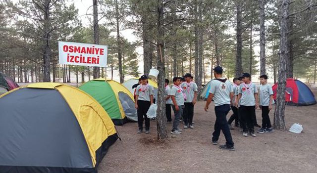 Osmaniyeli gençler, izcilik kampında eğlendi