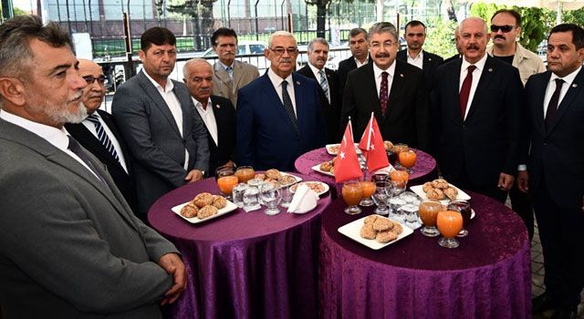 Vali Yılmaz, Muhtarlarla Bir Araya Geldi