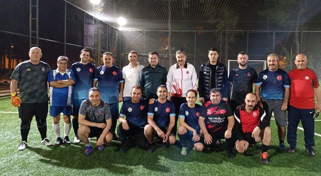 Protokol, Futbol Maçında Bir Araya Geldi