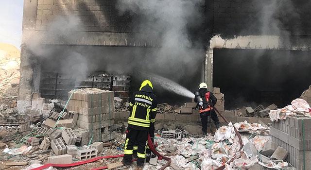 Mersin’de inşaat halindeki binada çıkan yangın söndürüldü