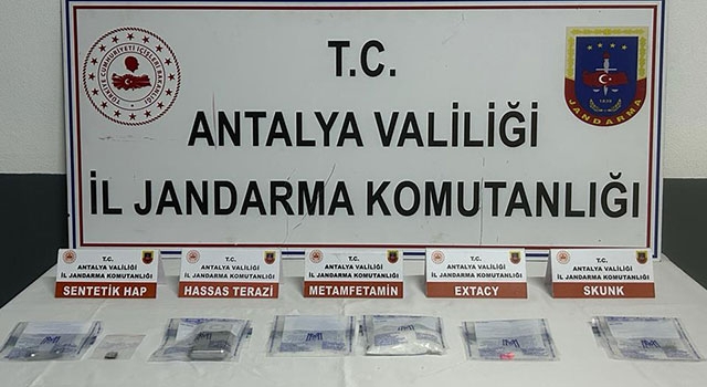 Antalya’da uyuşturucu operasyonunda yakalanan zanlı tutuklandı