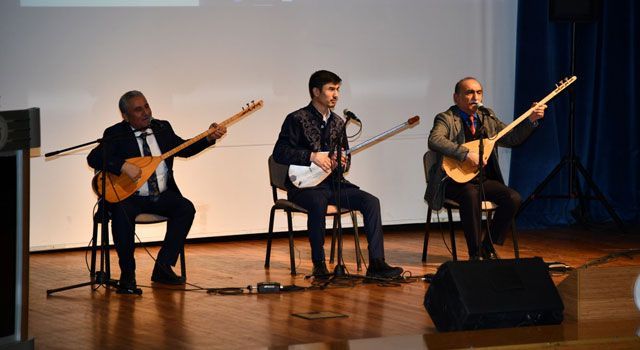 Halk Ozanından Bahçeli’ye Türkü Hediyesi