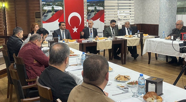 Hatay Mustafa Kemal Üniversitesi Rektörü Eren, gazetecilerle buluştu