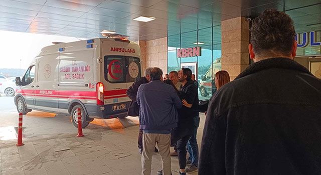 Hatay’da ağaca çarpan motosikletin sürücüsü öldü