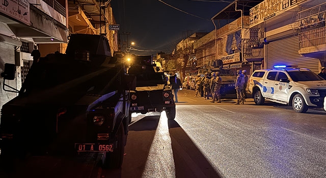 Adana’da polise silah ve bıçakla direnen kişi gözaltına alındı