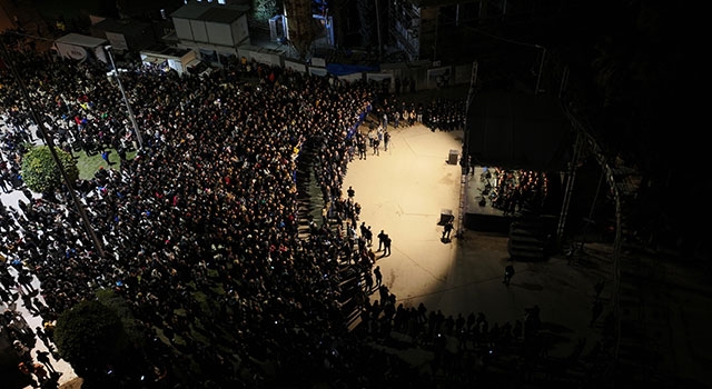 Antakya Medeniyetler Korosu afetin birinci yılında konser verdi