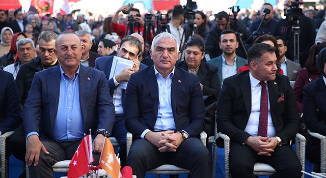 Bakan Ersoy Alanya’da MHP Seçmen İletişim Merkezi’nde konuştu: